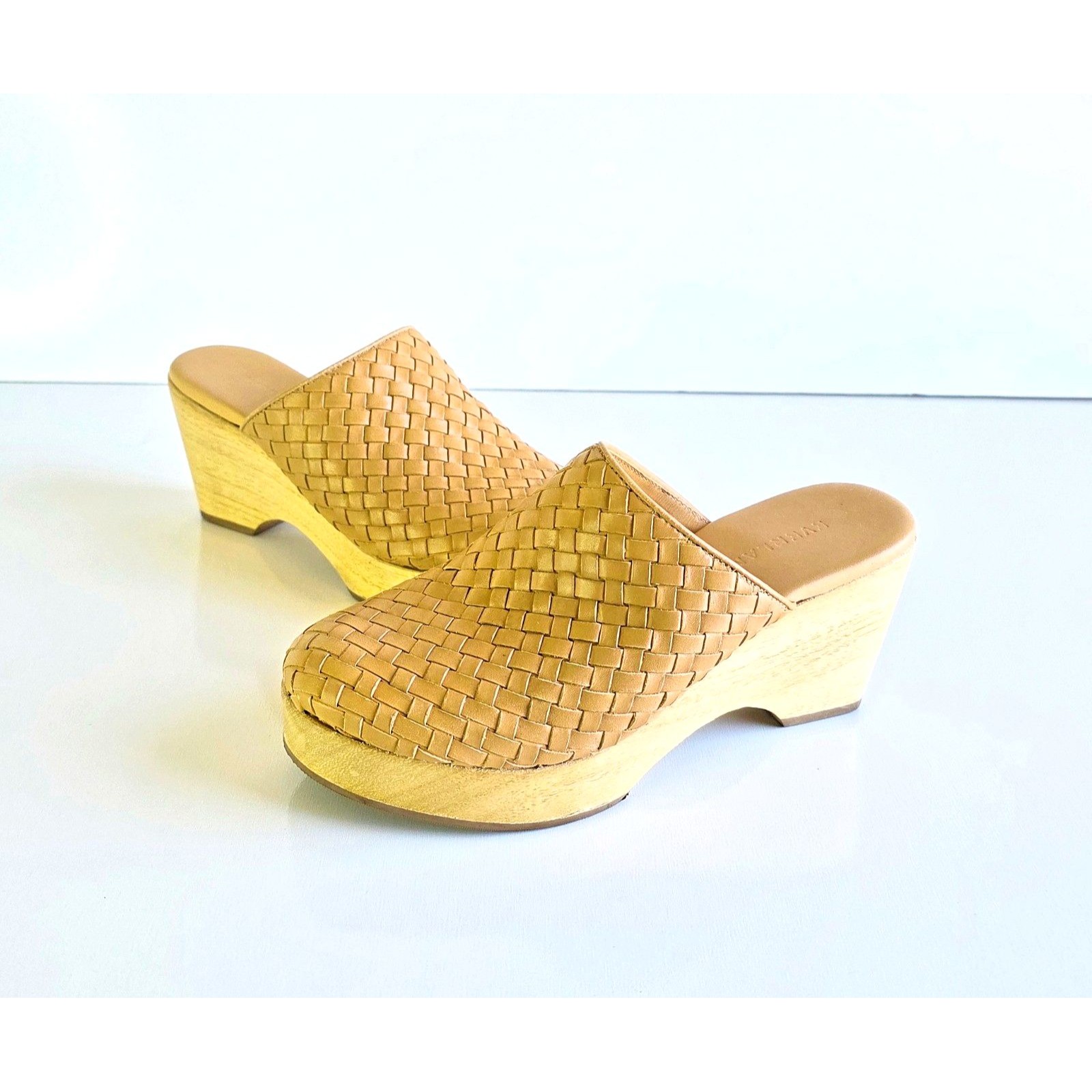 Everlane The Clog Tan Woven Leather Sz 6 Wedge Platform Wooden Heel Shoes